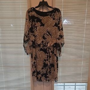 Jessica Howard Black and Cream Floral Dress